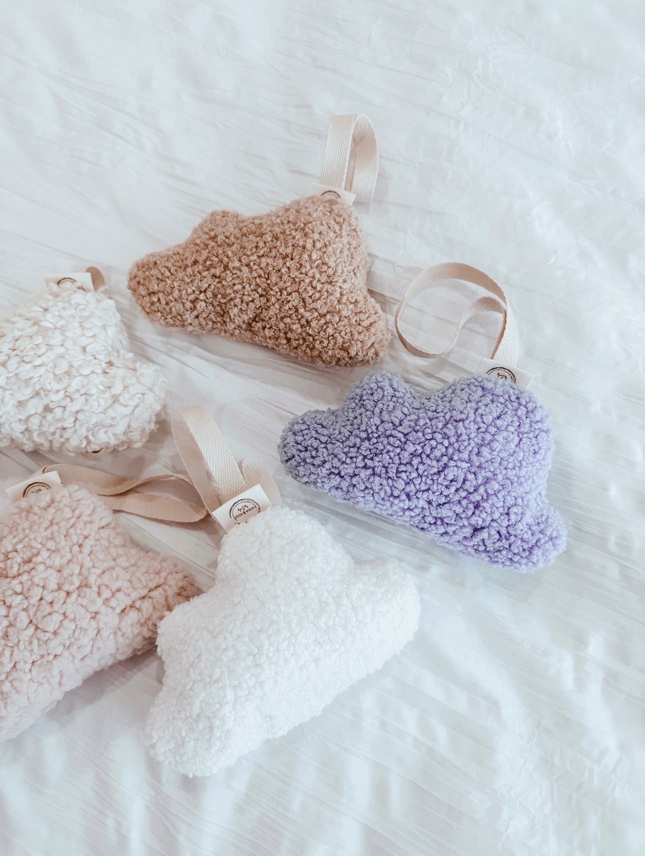 Fluffy dream dummy holder- Comforter