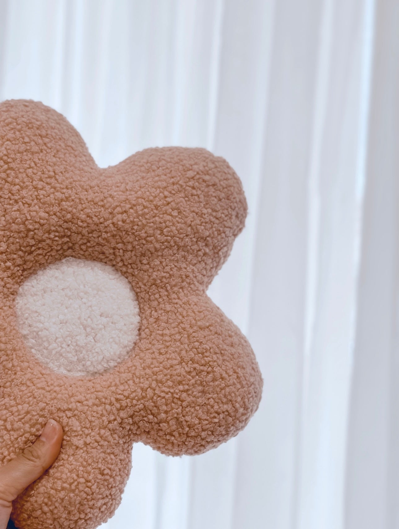 Daisy cushions