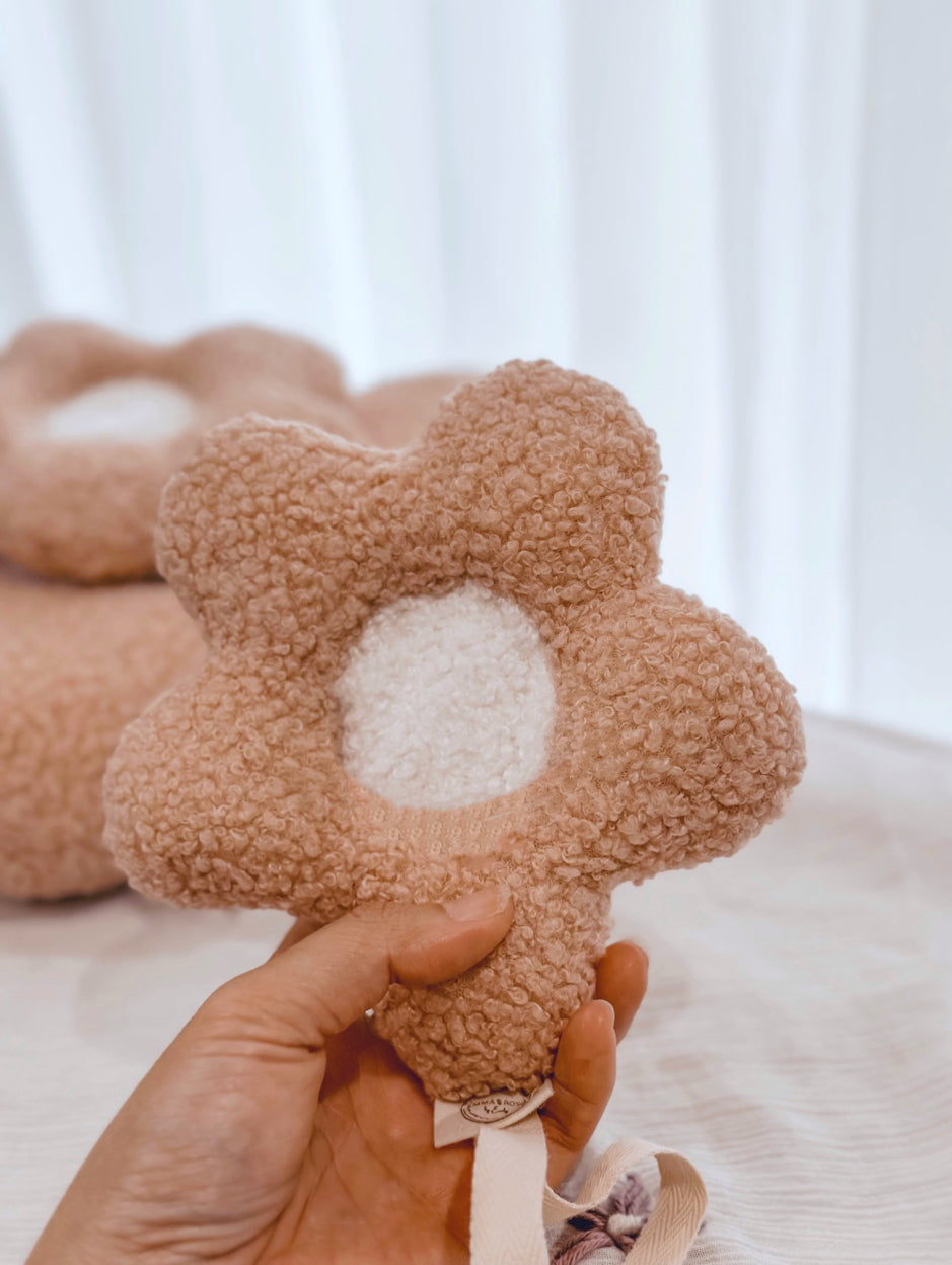 Daisy dummy holder- comforter