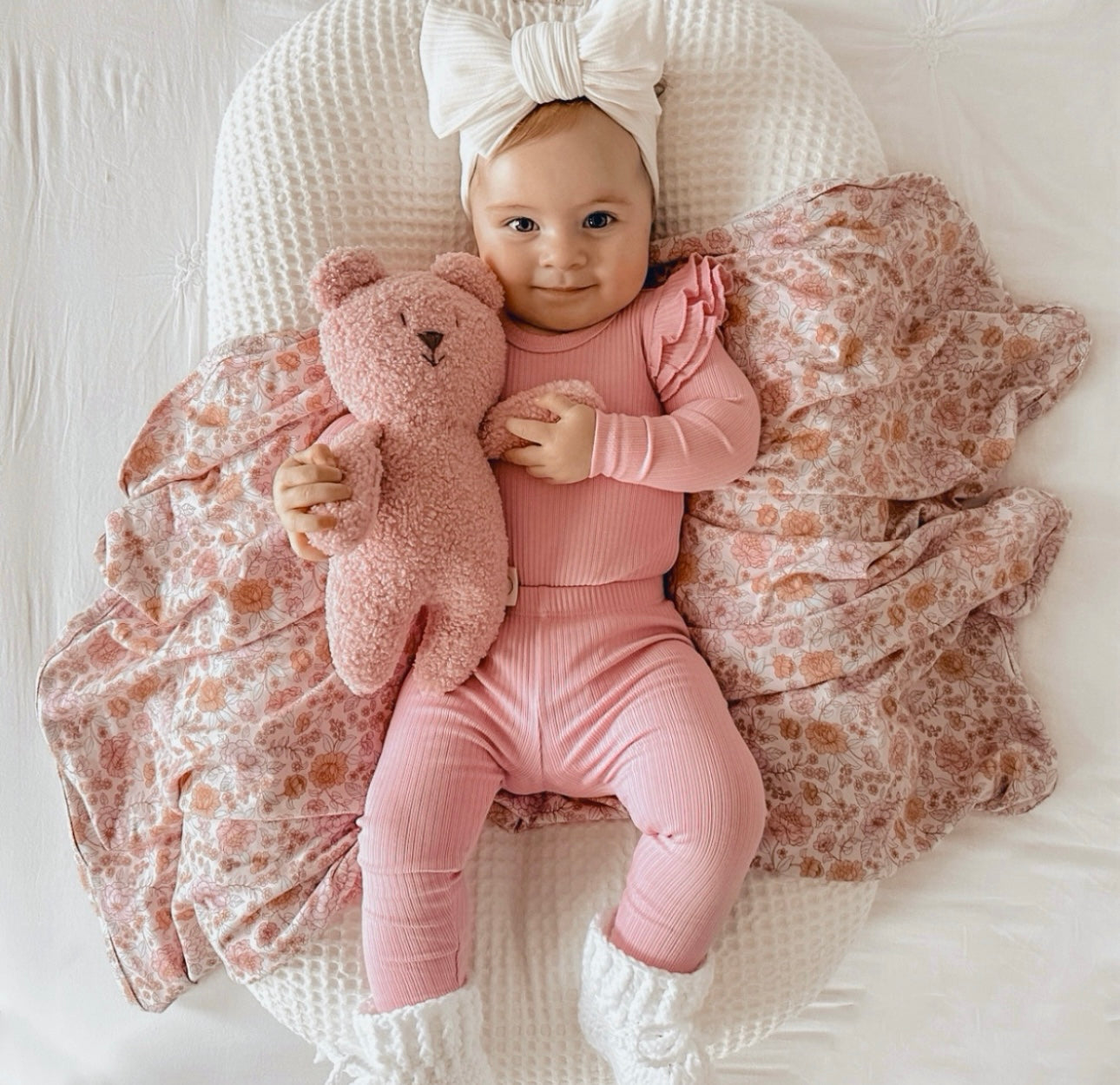 Boucle' cuddle bear