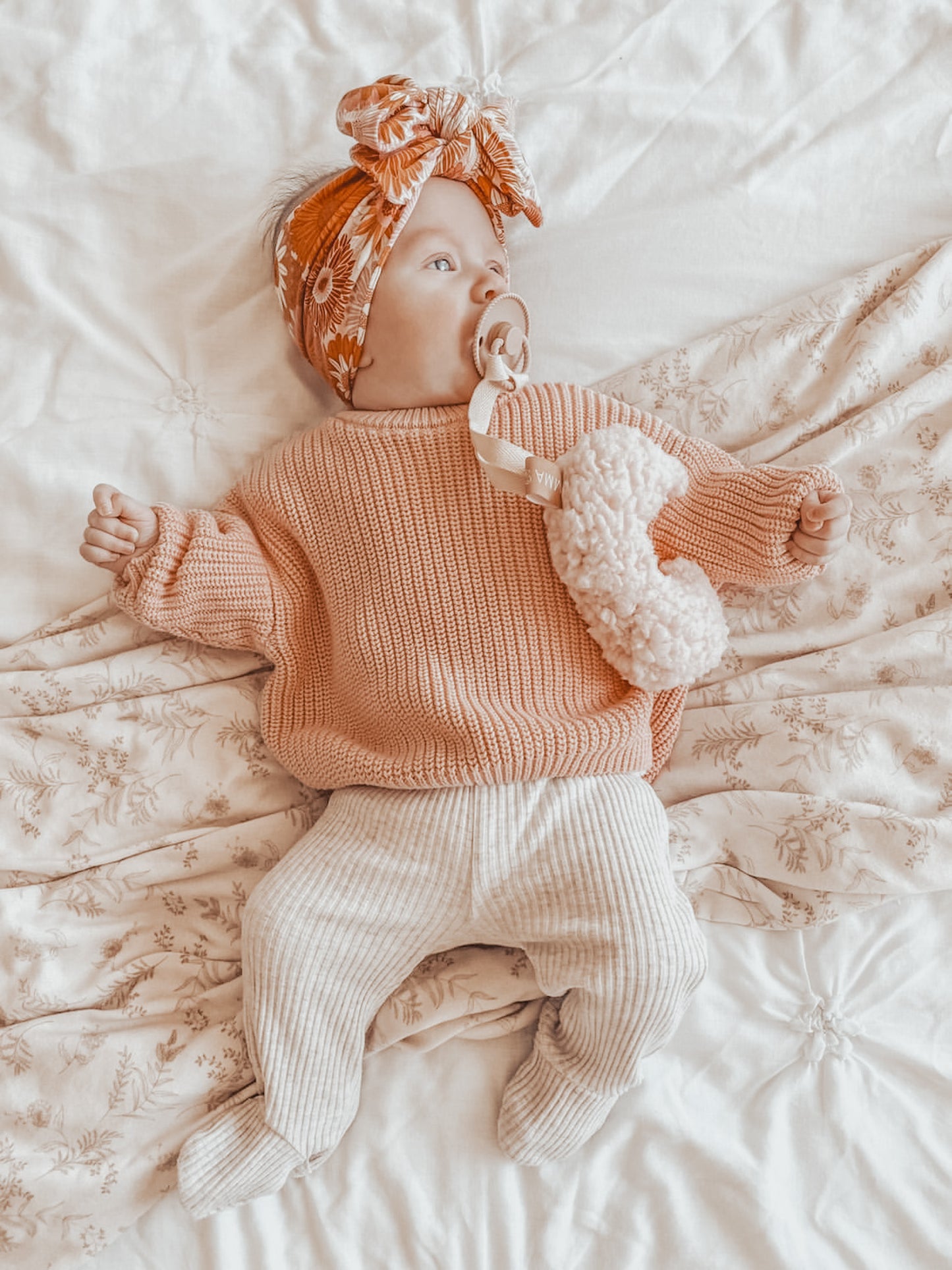 Fluffy dream dummy holder- Comforter