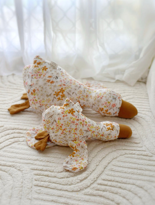 Garden Whispers Collections (snuggle goose)