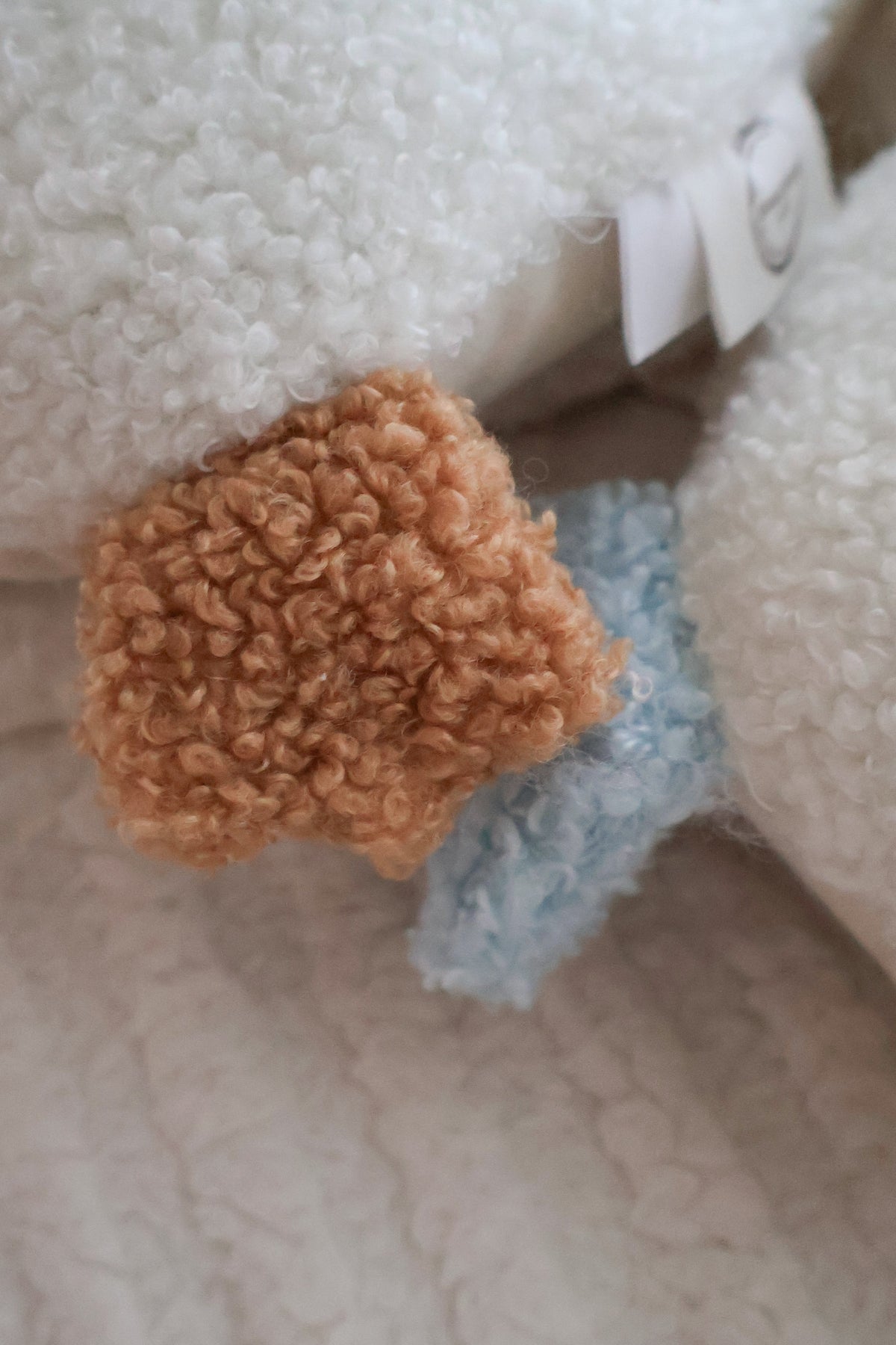 Boucle' Mini cuddle duck